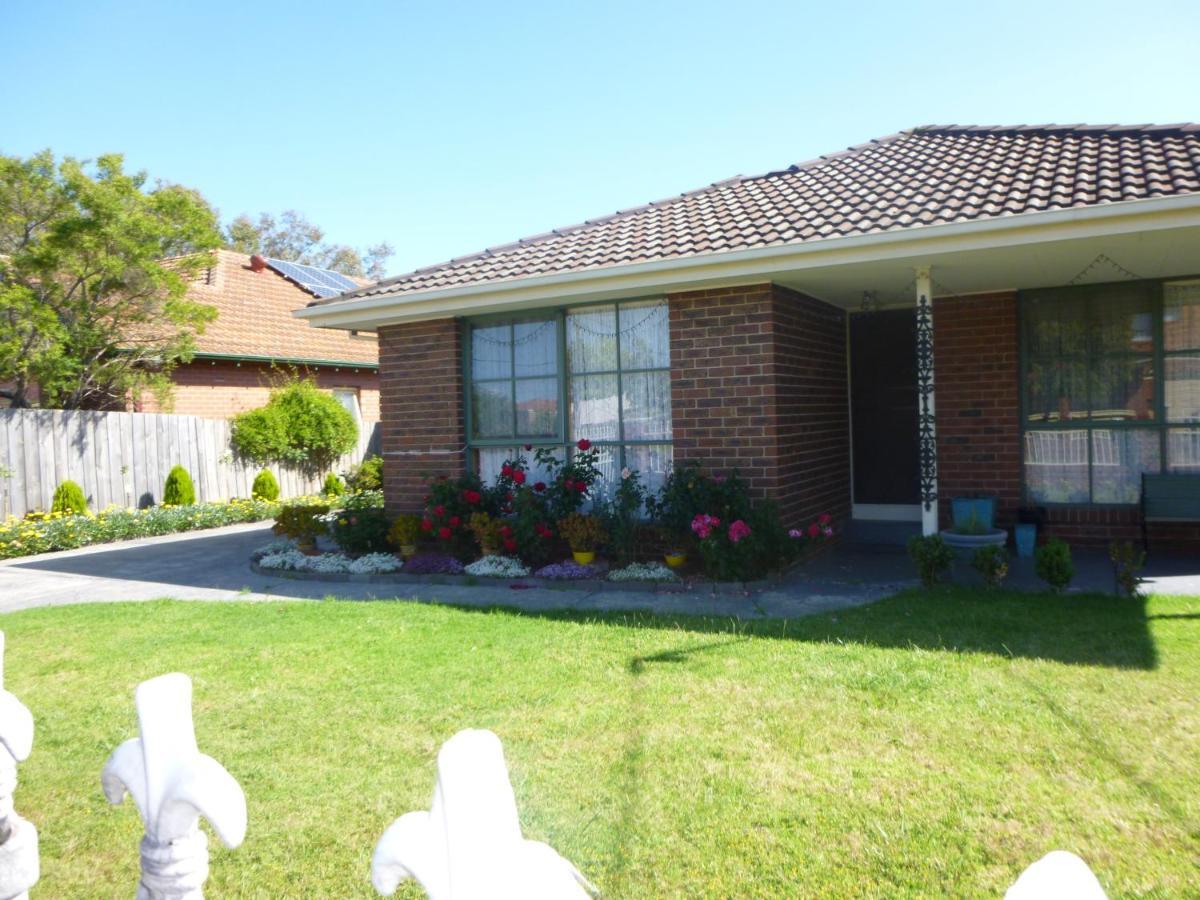 Appartamento Effie Court Springvale South Esterno foto